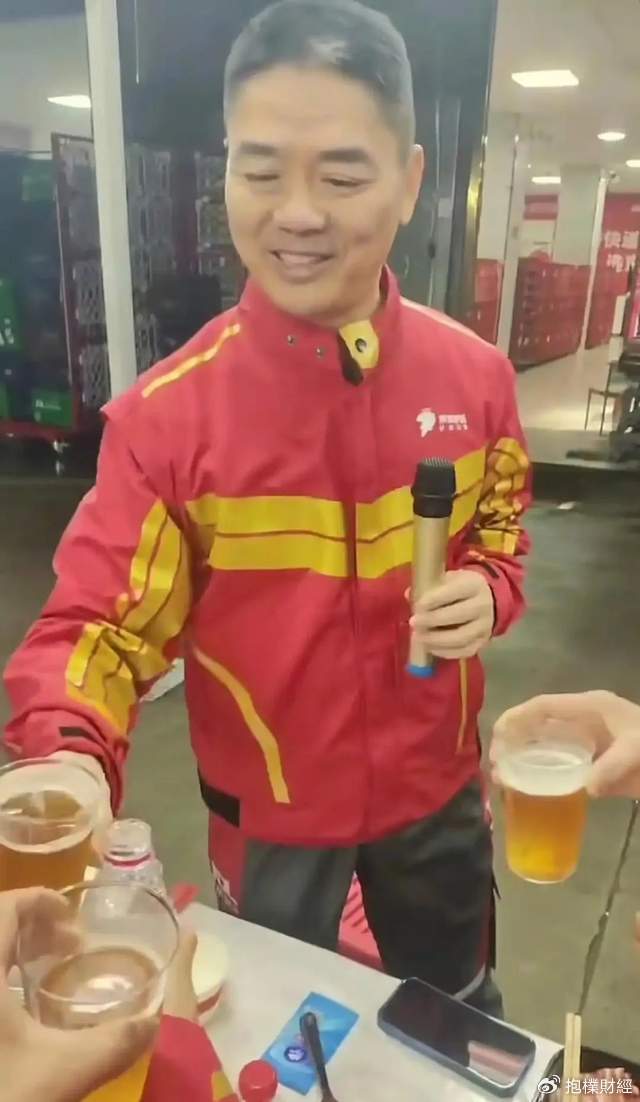 皇冠体育_刘强东吃了一顿“价值上亿”的火锅之后皇冠体育，京东外卖崩了