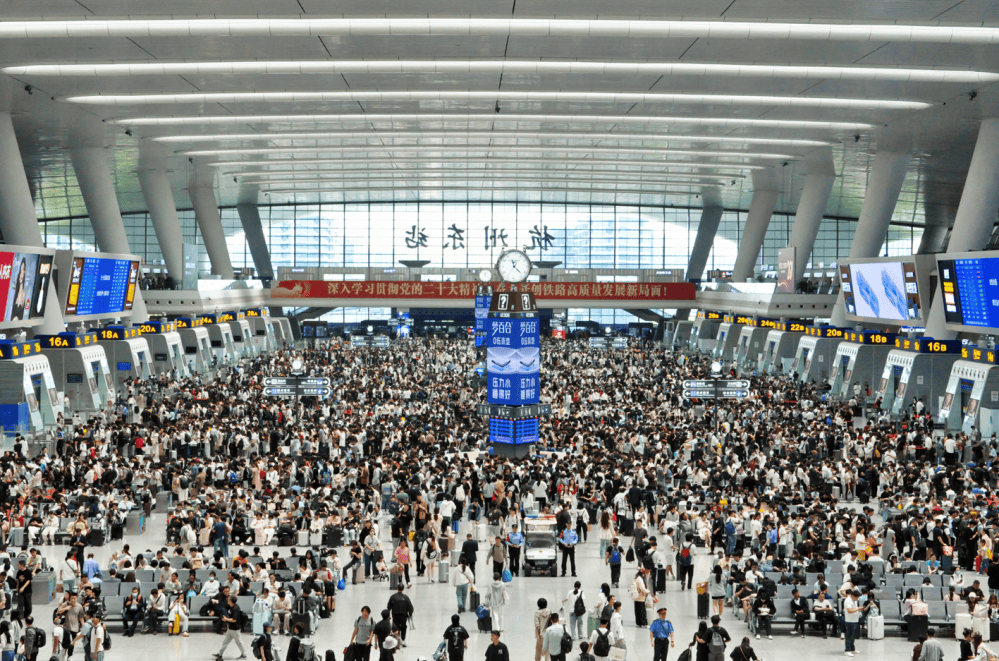 如何代理皇冠信用网_这是刚刚的杭州东站！大部队出动了！重要提醒如何代理皇冠信用网，避开这些地方