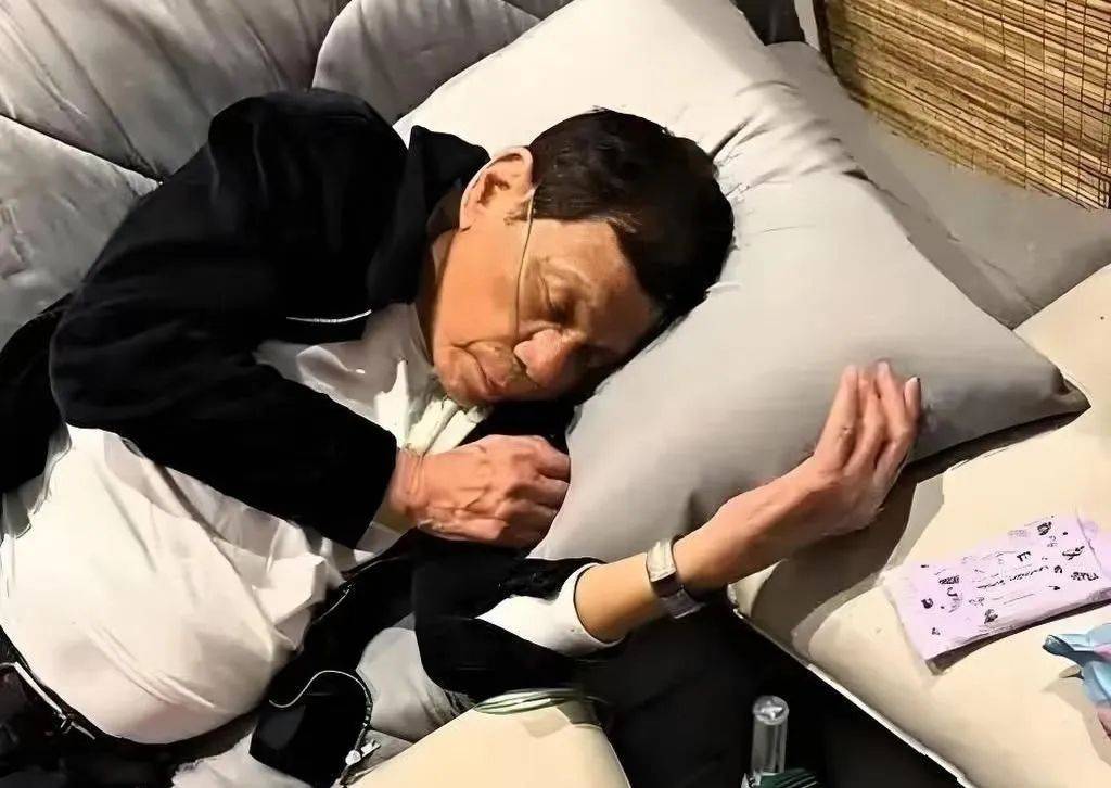 皇冠信用最新地址_香港严查小马科斯家族黑幕皇冠信用最新地址,350吨黄金背后暗流涌动,菲律宾政坛巨变在即?