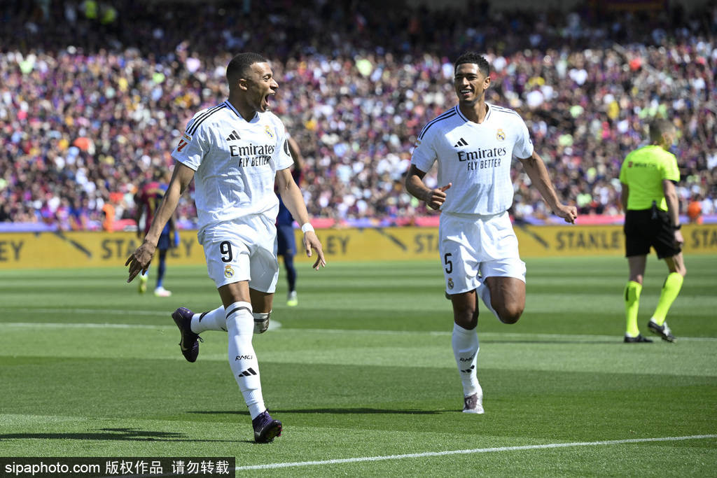 正版皇冠信用网开户_赛季四杀正版皇冠信用网开户!西甲-姆巴佩戴帽拉菲2球 巴萨4-3皇马7分领跑