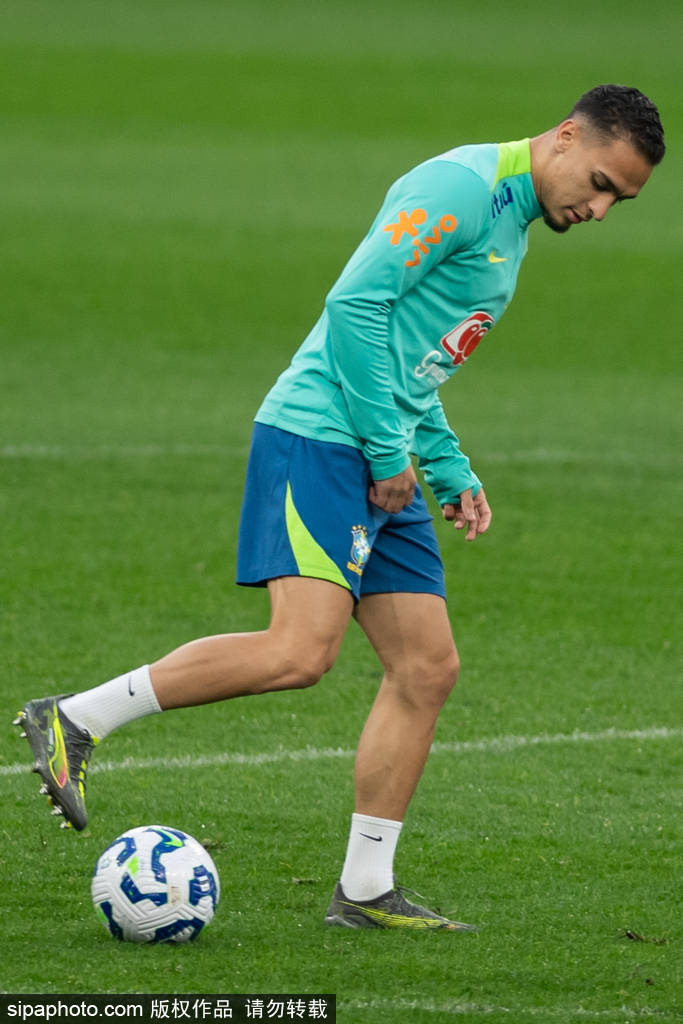 曼城vs外傣_安东尼主动降薪30%曼城vs外傣！曼联3250万英镑清洗计划迎来转机