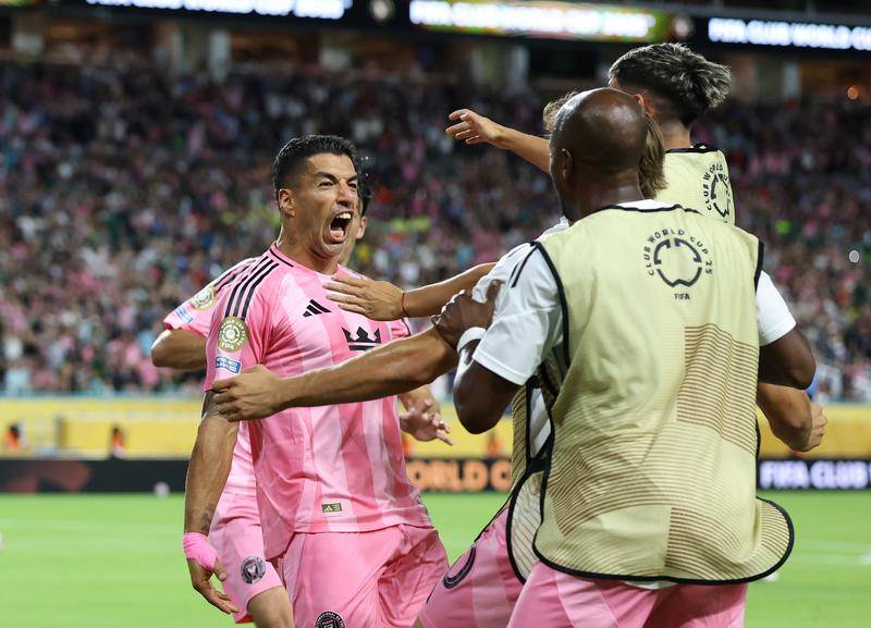 本菲卡v拜仁慕尼黑_将战巴黎本菲卡v拜仁慕尼黑！世俱杯-苏牙一条龙破门 迈阿密国际2-2小组第2出线