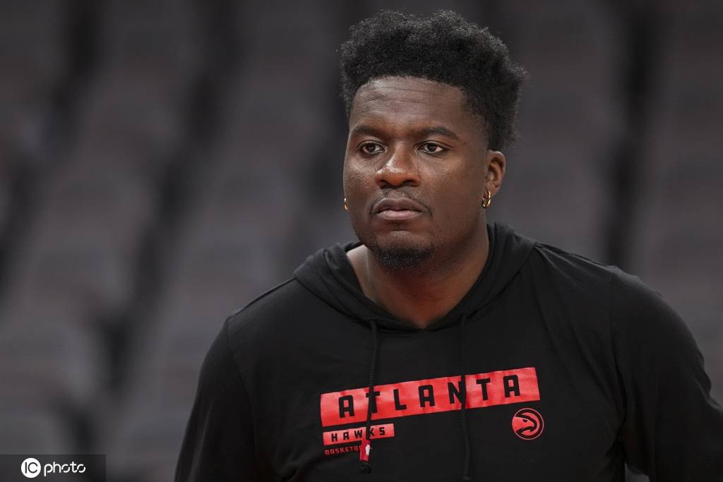 皇冠hga026_卡佩拉3年2150万重回休斯顿 火箭阵容完成全面升级