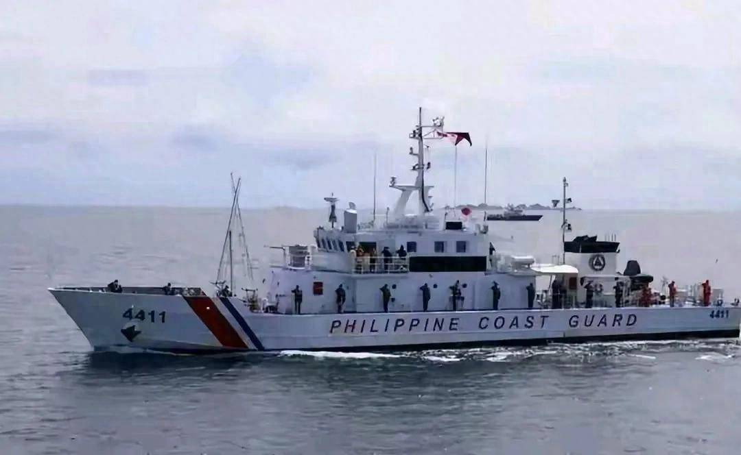 皇冠皇冠信用网代理_菲律宾大船高速冲撞中国海警艇?中方公布视频皇冠皇冠信用网代理,才知菲方闯了多大祸