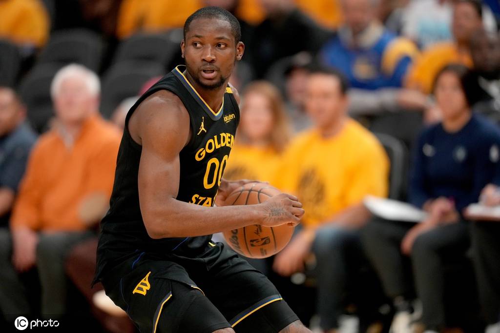 皇冠信用网怎么申请
_国王太阳争夺库明加 已提交报价方案并承诺先发地位