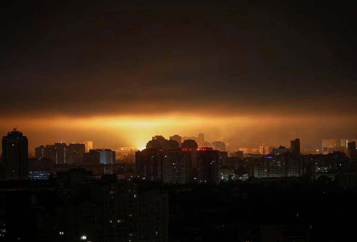 皇冠信用登2代理
_这一夜又创造历史皇冠信用登2代理
，乌克兰被炸出“小太阳”：俄军苏-35终于开炸