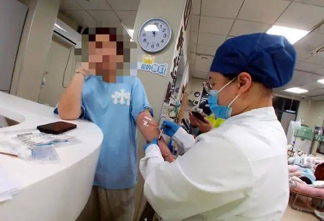 皇冠信用網开户_上海一女子开车肇事后皇冠信用網开户，第一件事竟是逃回家喝酒……已被刑拘！