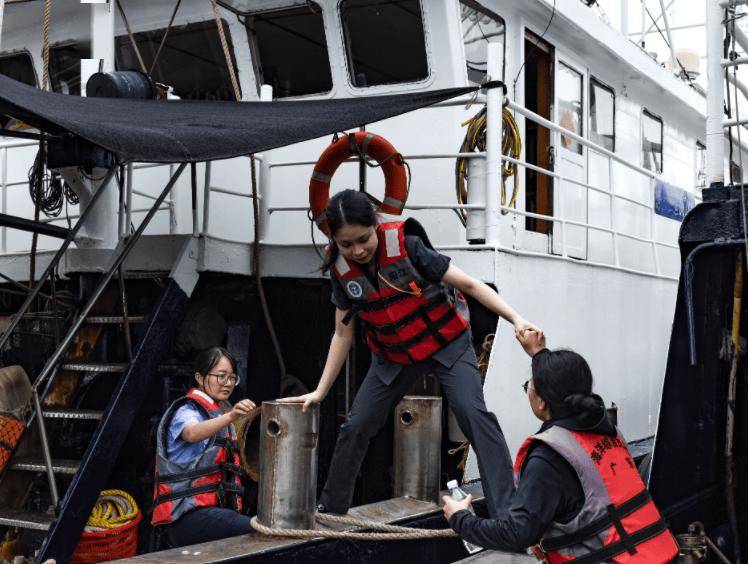 皇冠信用盘会员开户
_南海开渔皇冠信用盘会员开户
,无惧争“鲜”