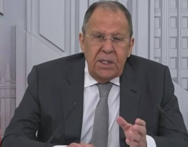 皇冠信用網会员注册网址
_拉夫罗夫：对于特朗普提的所有调解建议皇冠信用網会员注册网址
，泽连斯基都说“不”