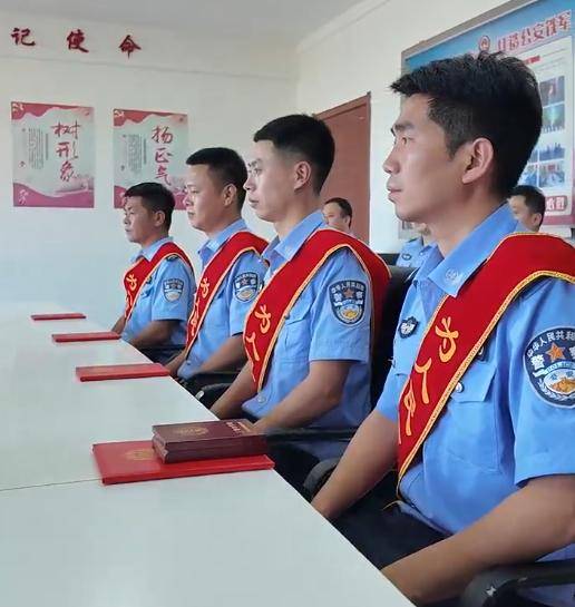 皇冠信用网怎么代理
_向前一横!辽P0952警皇冠信用网怎么代理
,救下5个孩子