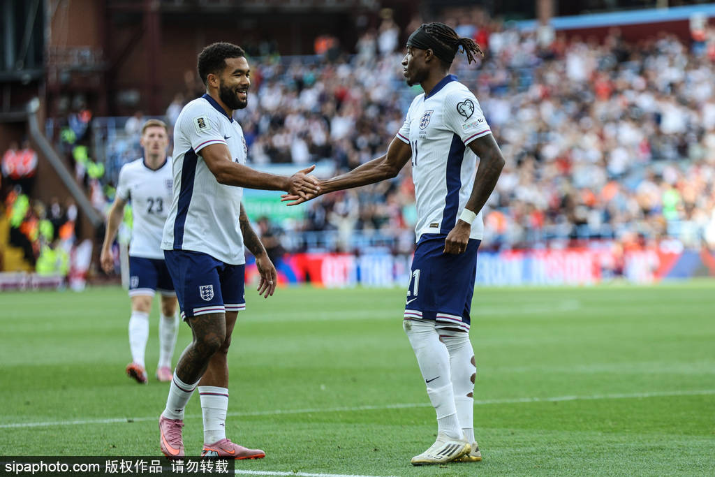 皇冠信用網代理平台_观战台：英格兰争5连胜 C罗冲纪录+梅西或迎世预赛最后一舞
