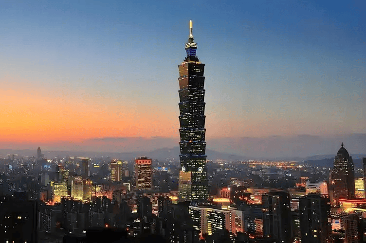 南京城市vs深圳青年人_局势出乎意料南京城市vs深圳青年人，台当局改口称洪秀柱无罪，对没去北京的马英九下手