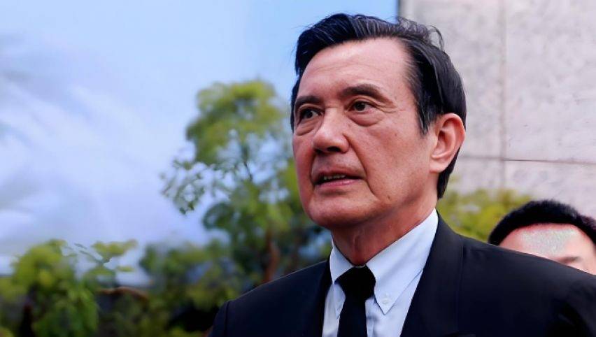 皇冠信用在线开户
_登机赴京前皇冠信用在线开户
，郑丽文公布人事名单，朱立伦回应特殊，不准打破惯例！民进党当局急也晚了