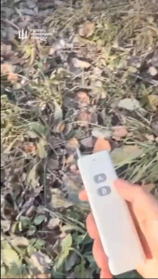 那不勒斯 vs 法兰克福
_炸榛树导弹那不勒斯 vs 法兰克福
，炸莫斯科，炸俄军上校，乌克兰豁出去，不怕被核打击