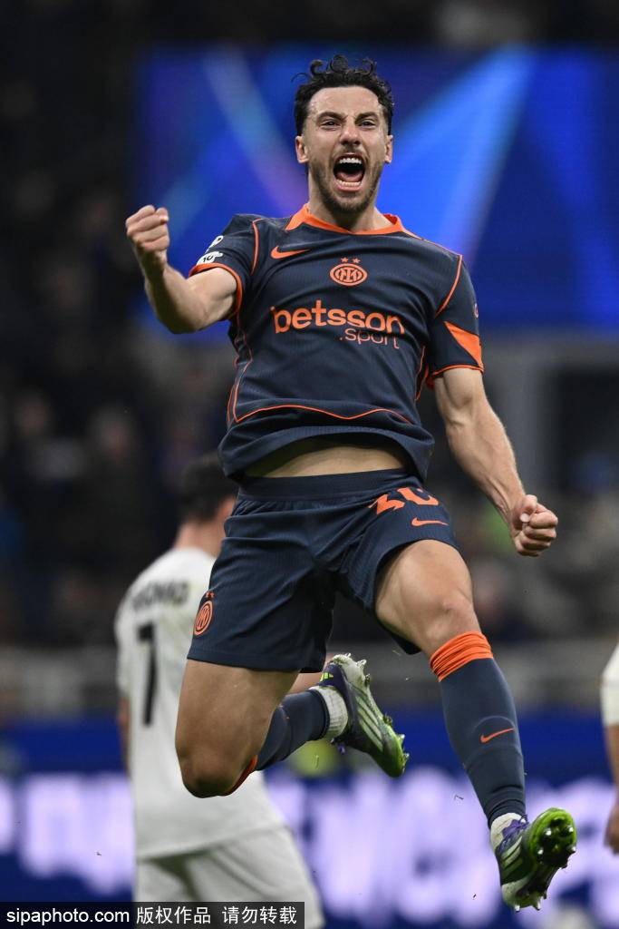 皇冠皇冠信用网开户
_意甲：劳塔罗双响助国际米兰客场击败比萨 重回胜利轨道