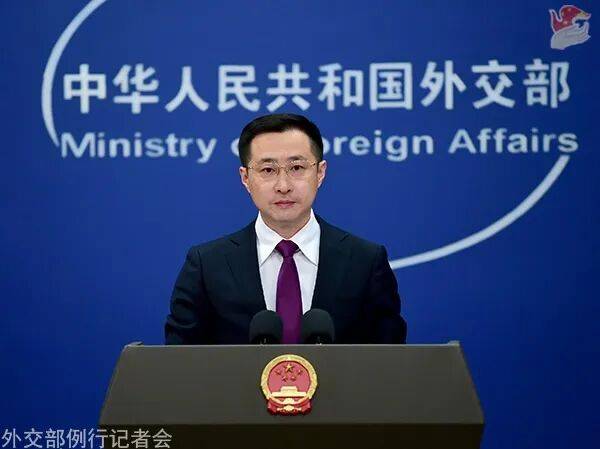 足球比赛
_中俄达成新共识