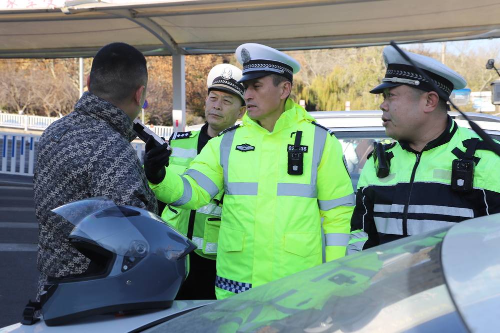 皇冠信用网会员开户
_淄博博山交警：喝没喝酒一测便知皇冠信用网会员开户
，何必自欺欺人