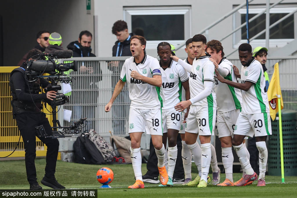 皇冠信用
_弗拉霍维奇与米兰签约至2030年皇冠信用
!年薪1000万欧元背后隐藏的故事